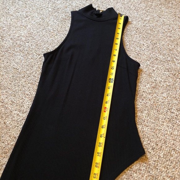 Bebe High-Low Top - Picture 7 of 9